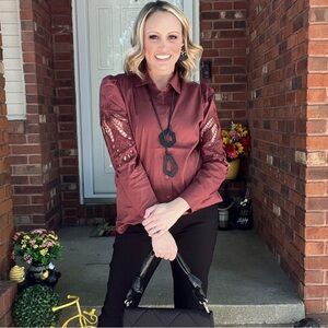 CHICOS EYELET POPLIN BUTTON UP